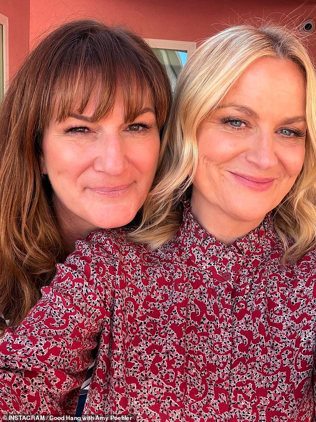 كانت آنا جاستير، 58 عامًا، ضيفة في الحلقة الأخيرة من بودكاست Poehler's Good Hang البالغ من العمر 54 عامًا، وتذكرت الحادث