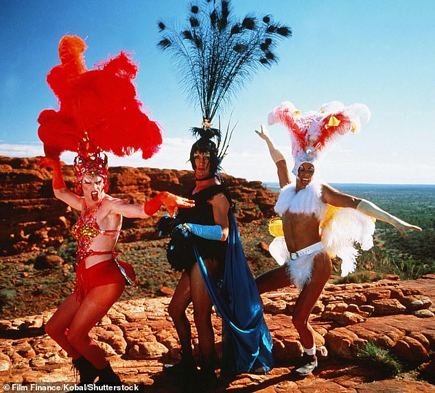 وقال براون (78 عاما) لصحيفة ديلي تلغراف يوم الأحد إنه عرض عليه الدور الذي اشتهر به الممثل البريطاني تيرينس ستامب. لكنها تراجعت عن الأدوار لأنه كان ينتج مسلسله التلفزيوني الخاص في ذلك الوقت. مركز الصورة: ختم كشخصية برناديت في بريسيلا