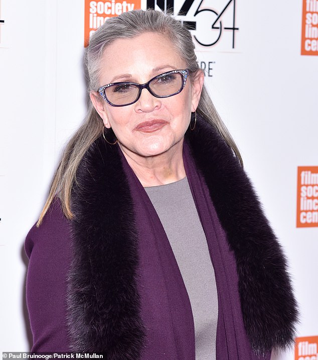 توفي فيشر عن عمر يناهز 60 عامًا في 27 ديسمبر 2016؛ شوهد في أكتوبر 2016