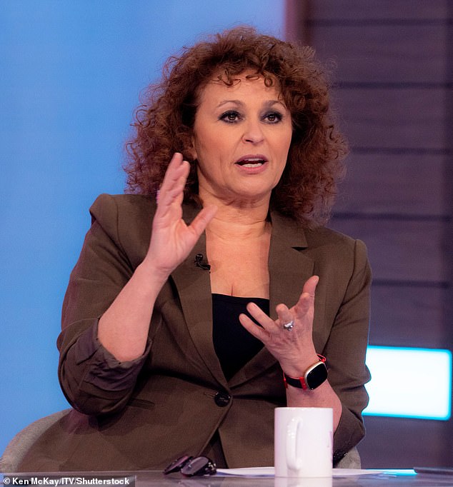 كانت هانا تعاني من المرحلة الرابعة من سرطان الثدي غير القابل للشفاء، والذي انتشر إلى كبدها، وكانت نادية قد تحدثت سابقًا عن وضع صديقتها في برنامج 