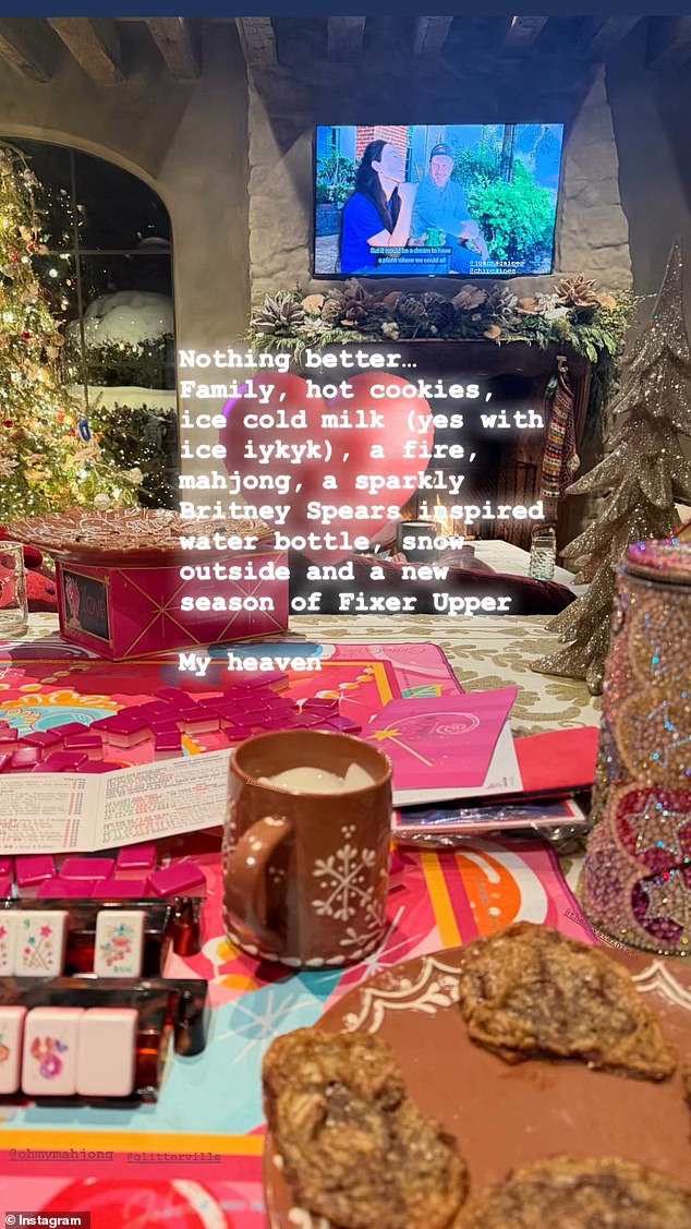 وأخبرت متابعيها بالأنشطة والمرطبات التي كانت في متناول يدها أثناء استرخائها خلال فترة العطلة مع أحبائها.