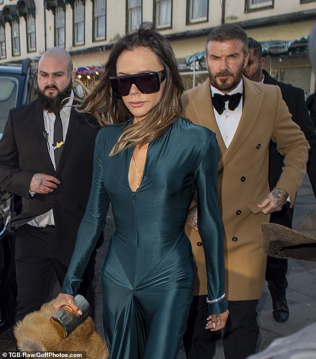 احتفل السير ديفيد وفيكتوريا بيكهام وإخوته بزفاف هولي إلى آدم بيتي في باث آبي يوم السبت