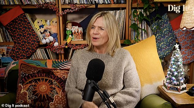 اعترفت مذيعة الراديو، البالغة من العمر 55 عامًا، والتي أشارت إليه سابقًا باسم 