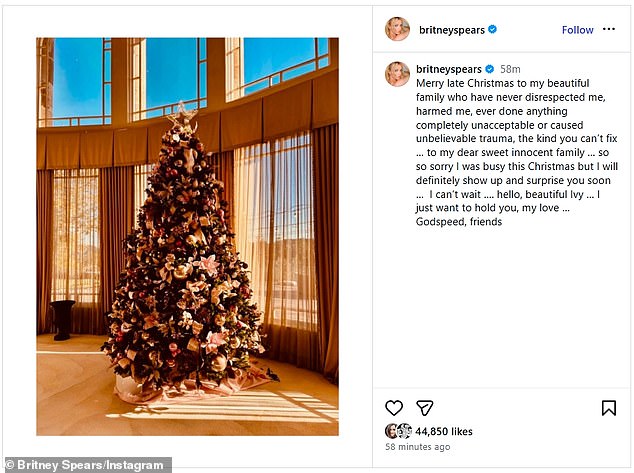 نشرت سبيرز رسالة موجهة إلى عائلتها على إنستغرام (في الصورة)