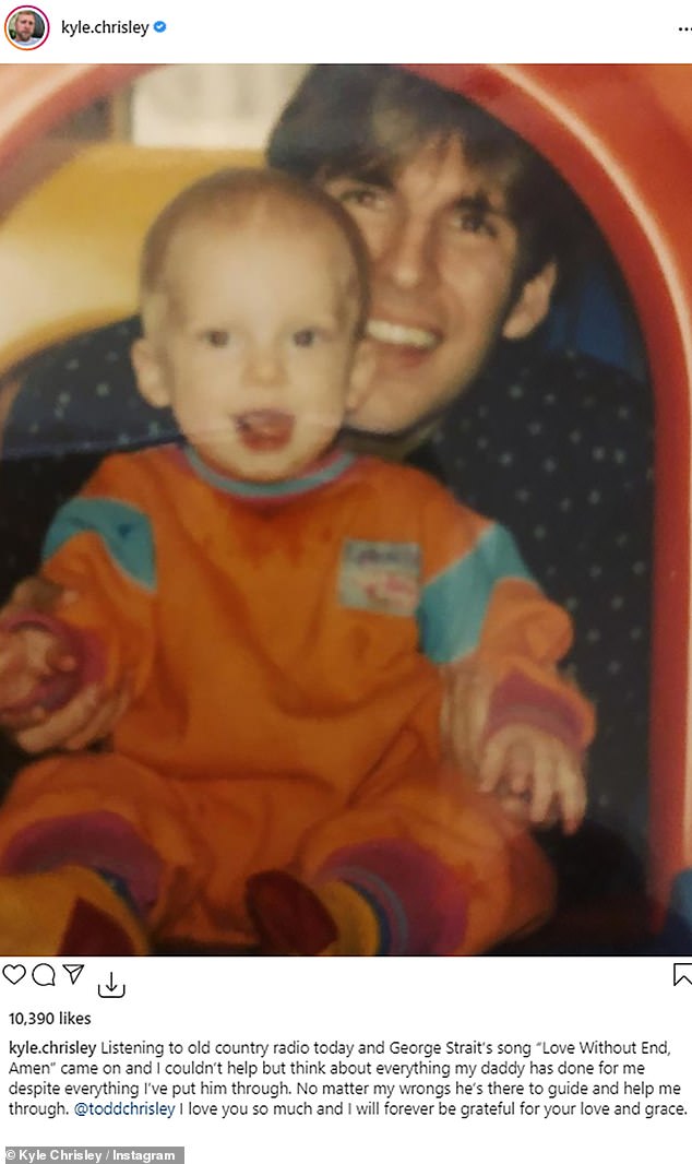 أشاد كايل بوالده على وسائل التواصل الاجتماعي في يوليو 2021، وشكره على توجيهه 