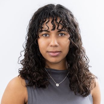 الصورة الرمزية للمؤلف