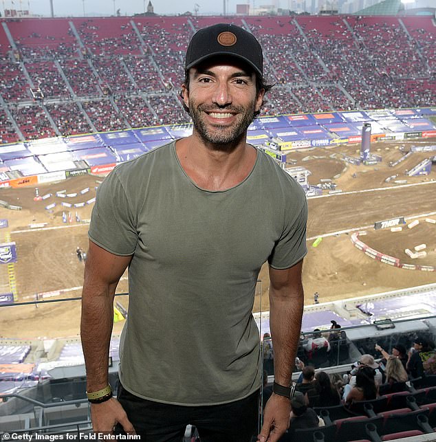 يسعى بالدوني إلى إلغاء الدعوى القضائية التي رفعتها شركة Lively بعد تقديم طلب ملخص يوضح سبب عدم وجود أي أساس لادعاءات Lively بالتحرش الجنسي