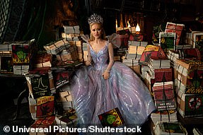 وحصلت أريانا غراندي على جائزة أفضل ممثلة مساعدة عن فيلم Wicked: For Good