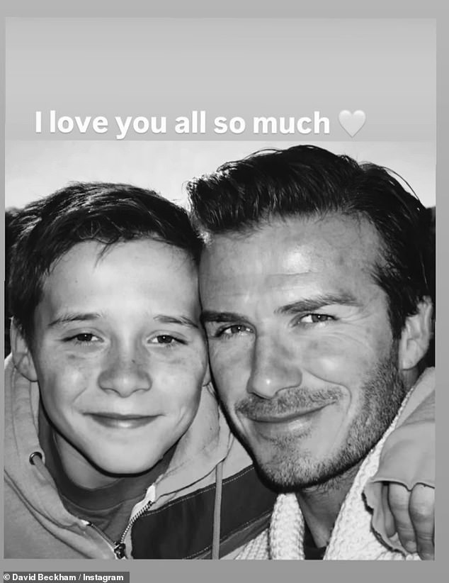 وفي الوقت نفسه، كان من الواضح أن ديفيد كان حريصًا على بناء جسر فوق المياه العكرة أثناء مشاركة سلسلة من الصور العائلية مع متابعي Instagram، من بينها لقطة لبروكلين عندما كان مراهقًا.