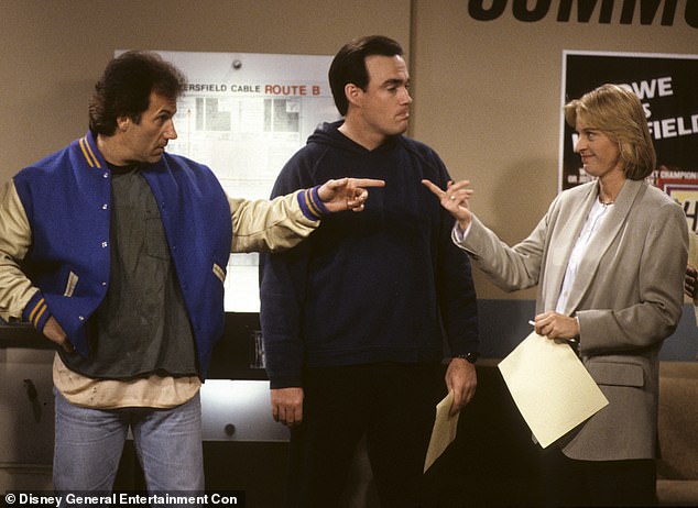 توفي النجم الراحل 