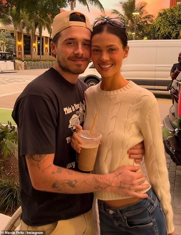 ويأتي الحفل بعد أن أشادت نيكولا علنًا بزوجها بروكلين قائلة إنها 