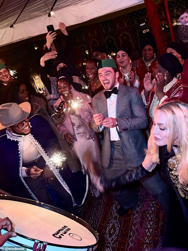 سهرت العائلة طوال الليل في المدينة المغربية