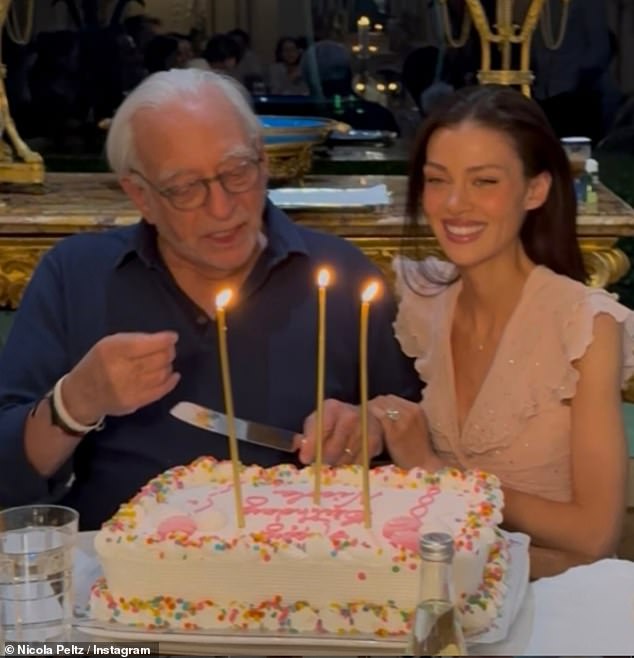 انتقل نيكولا، الذي اضطر مؤخرًا إلى إيقاف التعليقات بسبب الضجة، إلى Instagram لمشاركة عدد كبير من اللقطات من الاحتفال.