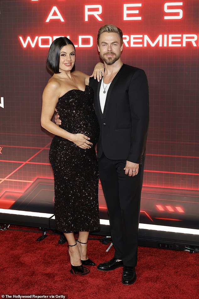 عانت إربرت وزوجها من إجهاض مفجع قبل الحمل بإيفرلي؛ تم تصوير الزوج في عام 2025