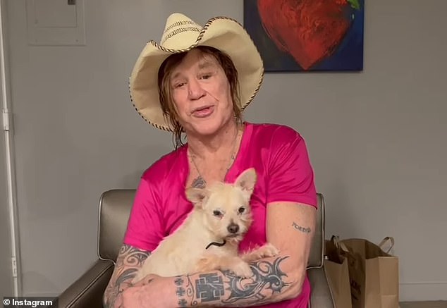 أصر ميكي على أنه لن يقبل أبدًا 