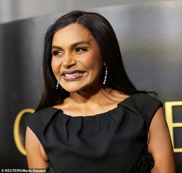 بصرف النظر عن كونها الأكثر نحافة التي بدت عليها منذ عقود، فقد تغيرت ملامح وجه كالينج وبشرتها أيضًا على ما يبدو.