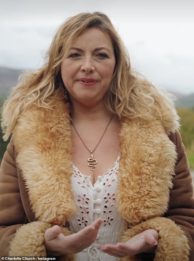 وفقًا لموقع المنتجع، فإن أولئك الذين يشتركون في الدورة سوف 