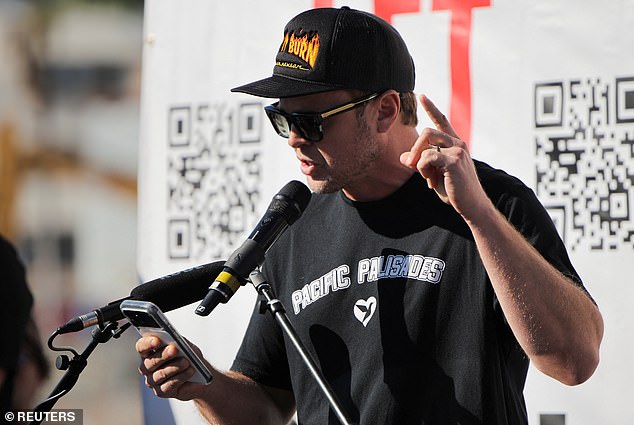 وقال برات لصحيفة نيويورك بوست: 