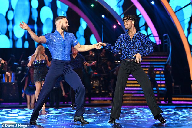 شارك جون في Strictly Come Dancing مرة أخرى في عام 2021 مع يوهانس راديبي ووصل إلى النهائي