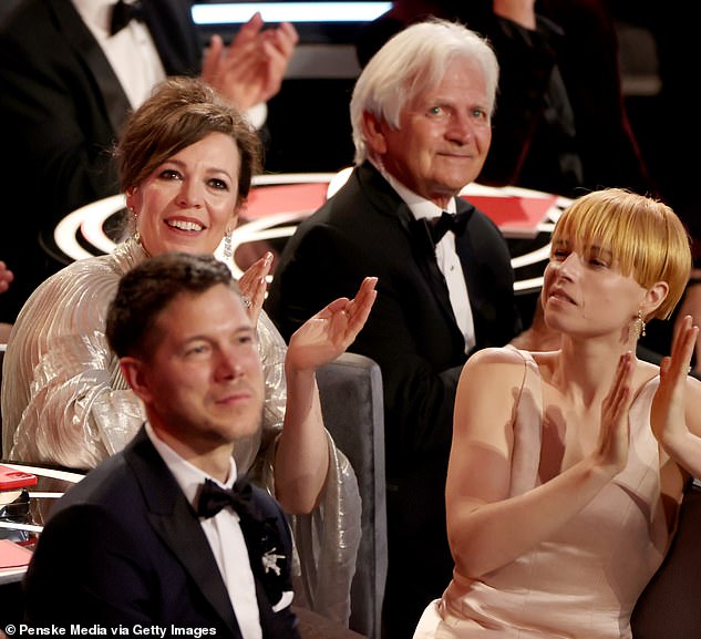 بينما تقول جيسي إن فريدي سيتخطى حفل توزيع جوائز الأوسكار، والتي يمكن القول إنها أكبر ليلة في حياتها المهنية، فقد رافقها في الواقع إلى الحفل في الماضي (الصورة عام 2022).