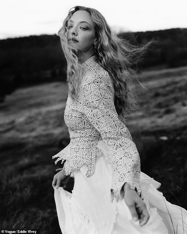 وأضافت أماندا أنه بسبب هذه الحالة، حاولت تقليل الرذائل التي يمكن أن تزعجها، مثل 