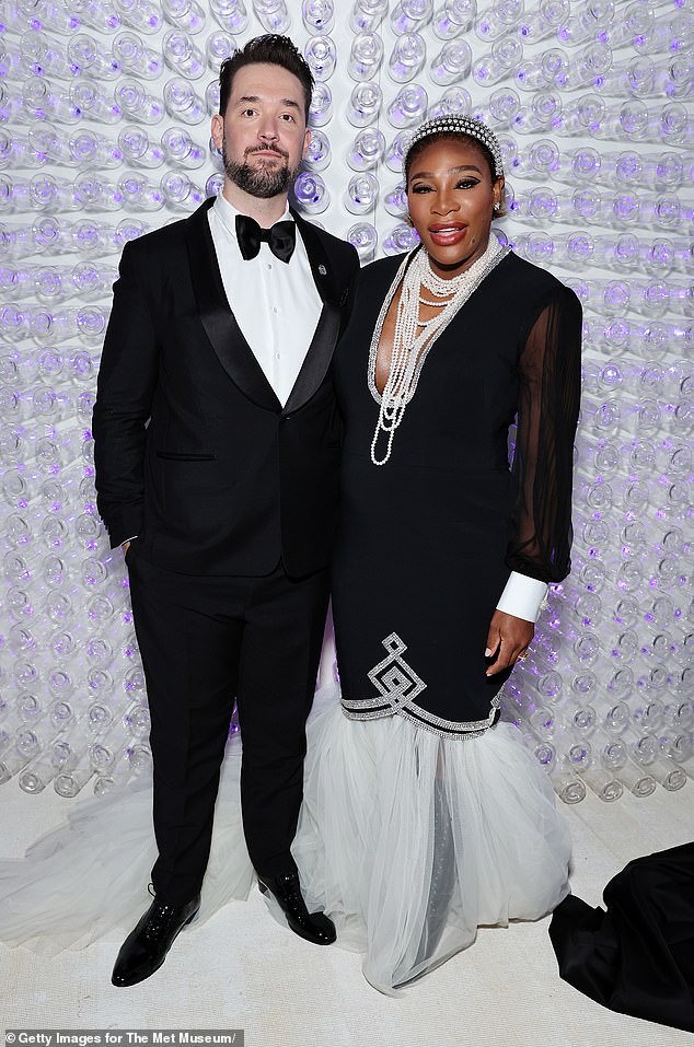 أوهانيان متزوج من الرياضي العالمي الشهير منذ عام 2017؛ تم تصويره في مايو 2023 في مدينة نيويورك