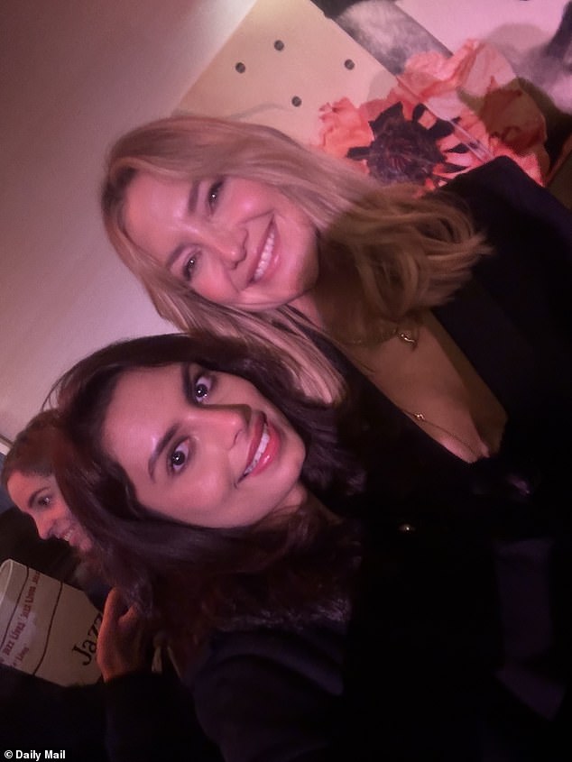 وشوهد النجم أيضًا مع بال هدسون