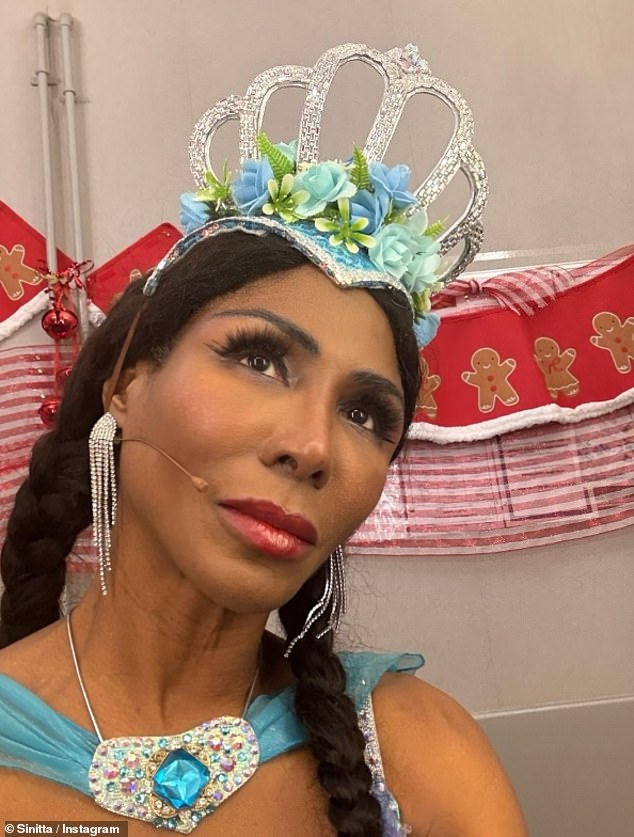 أبقت المغنية، التي ذاع صيتها في الثمانينات، هوية صديقها السابق سرا منذ أن بدأتا قصة حب في عام 2024.