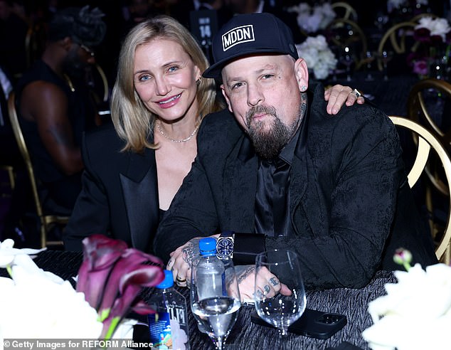 ثم ركزت اهتمامها على الأمومة وتربية طفلين، راديكس، ستة أعوام، وكاردينال، عام واحد، وتشاركهما مع زوجها بنجي مادن؛ دياز ومادن شوهدا في سبتمبر 2025 في أتلانتيك سيتي