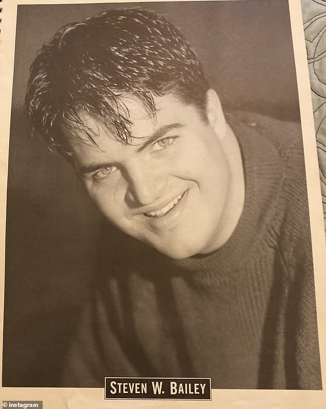 لكنه بدأ حياته المهنية في التسعينيات وكان له أدوار ثانوية في عروض مثل Nash Bridges وAngel وBuffy The Vampire Slayer وAll That.