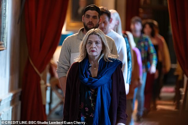 هارييت هي الآن المرشحة المفضلة للحصول على تاج هذا العام في برنامج بي بي سي الناجح