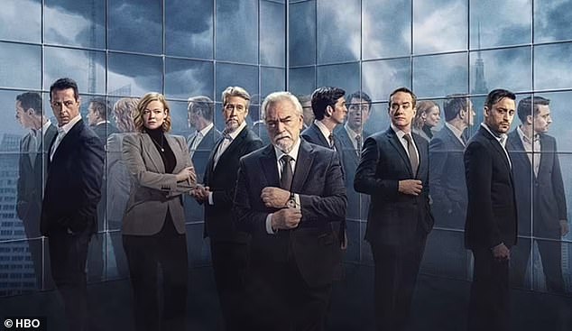 تم تكريم كاتب السيناريو الإنجليزي عن مسلسل HBO، الذي انتهى عام 2023 بعد أربعة مواسم، مع العديد من الجوائز بما في ذلك تسع جوائز غولدن غلوب.