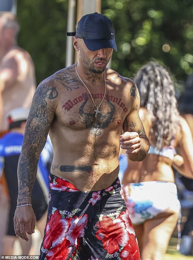 عندما اتصلت به صحيفة ديلي ميل في نوفمبر حول كيفية سير حياته الجديدة، رد سبانيان بالقول إنها كانت 