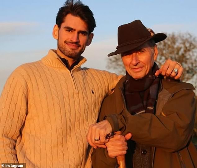 ترك ماركوس طفلين، ابنه ماكسيميليان (في الصورة العام الماضي) وابنته عاليا