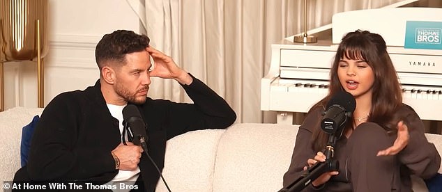 أثناء مناقشة الأمر مع الأخ آدم وسكارليت، أوضح أنه رأى كثيرًا أشخاصًا يقولون كيف 