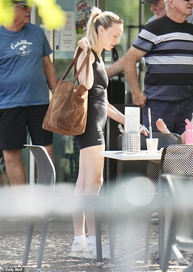 أخلت جولز منزل الزوجية خلال عيد الميلاد، متجهة إلى واشنطن مع طفلي الزوجين