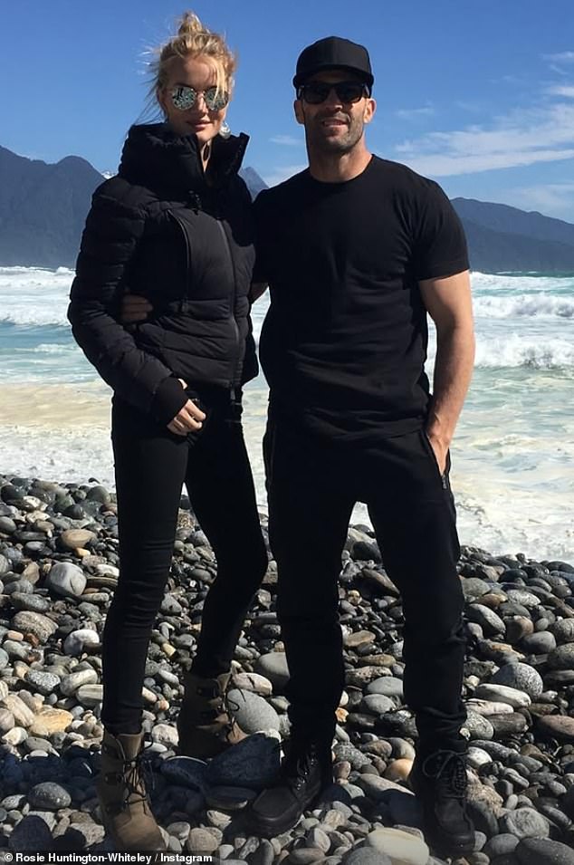 والآن نشرت روزي مجموعة من الصور على قصصها على وسائل التواصل الاجتماعي، حيث شاركت بعض لحظاتها المفضلة من الرحلة التي 