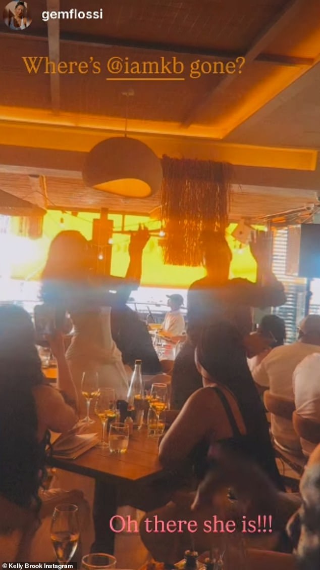 لقد استمتعوا ببعض النبيذ والرقص على الغداء