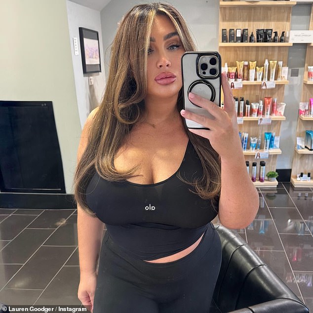 انضمت نجمة TOWIE السابقة، 39 عامًا، إلى الموقع قبل خمس سنوات وتناقش عملها في مسلسل ITV2 الجديد لأوليفيا أتوود Getting Filthy Rich