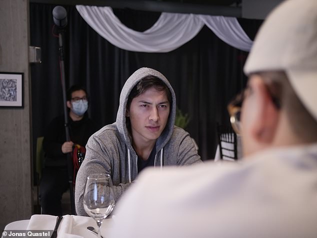 لقد حصل على الصدارة في العديد من الأفلام القصيرة، بما في ذلك فيلم بعنوان Over the Edge، والذي لعب فيه شخصية حاضنة تدعى كوري.