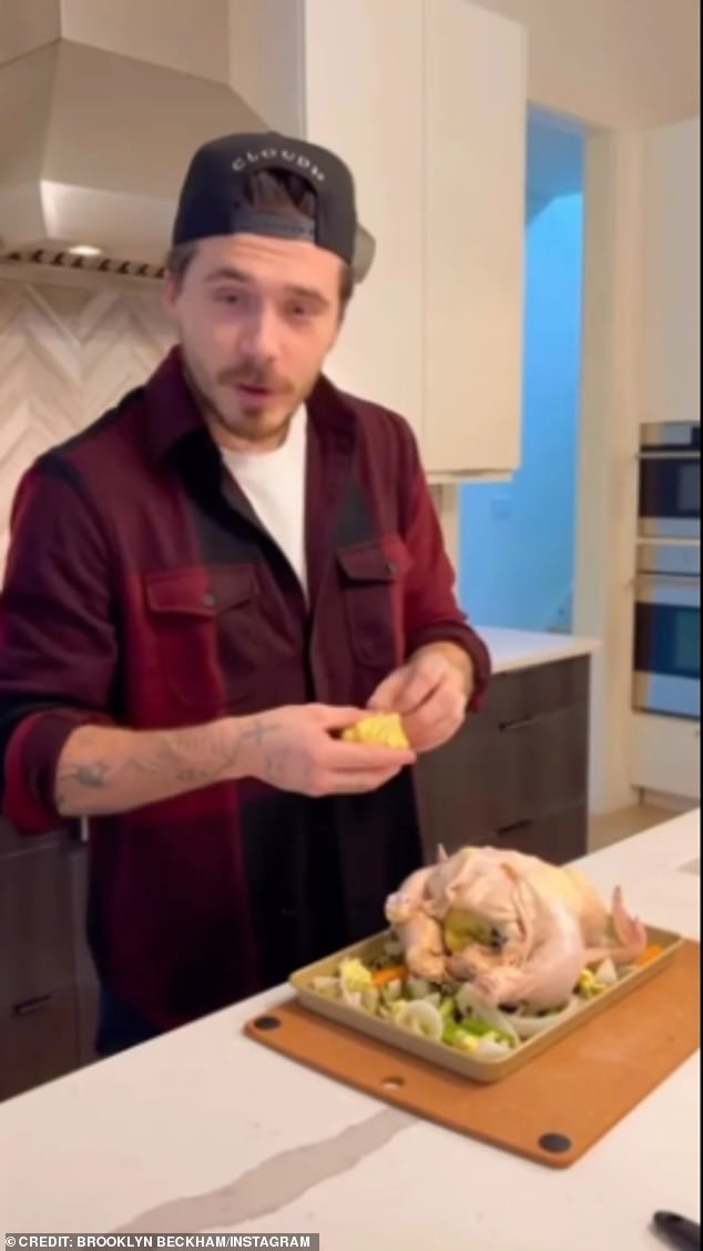 تعرض دانييل ماك، أحد مستخدمي YouTube، لمضايقات من بروكلين بشأن مسيرته المهنية الناشئة كطاهٍ بعد أن سئل عما يفعله بالضبط من أجل لقمة العيش، مما سمح له بشراء سيارته التي تبلغ قيمتها مليون جنيه إسترليني.