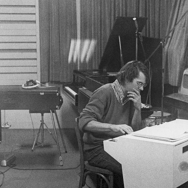 كما قام بتأليف موسيقى الأفلام والمقطوعات الموسيقية للأوركسترا السيمفونية