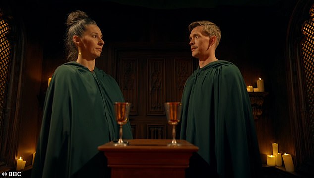 كان الأمر متوترًا في برج الخونة، حيث كانت راشيل وستيفن على حافة الهاوية بشأن الاتفاق الذي توصلا إليه في وقت مبكر من المسلسل.