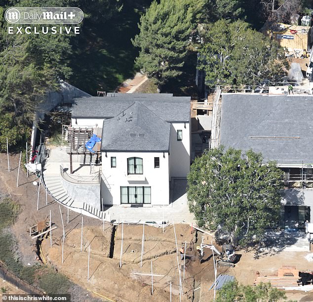 يقع العقار في 