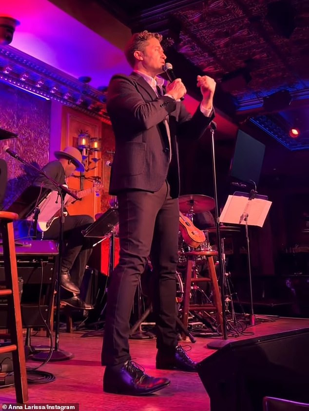 الممثل البالغ من العمر 45 عامًا، والذي لعب دور ويل شويستر في برنامج رايان مورفي الناجح من عام 2009 إلى عام 2015، انتشر بسرعة كبيرة يوم الاثنين بفضل مقطع فيديو للمعجبين يصور الأداء الغريب.