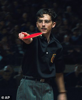 تم تكريم تيموثي شالاميت لعمله في مارتي سوبريم