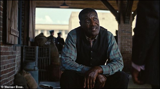 بريت ديلروي ليندو يواجه بينسيو ديل تورو - معركة تلو الأخرى، وجاكوب إلوردي - فرانكنشتاين، وشون بن - معركة تلو الأخرى، وستيلان سكارسجارد - القيمة العاطفية