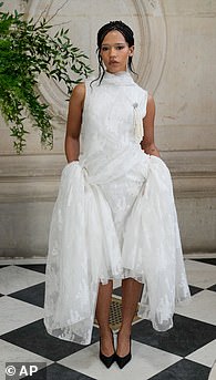 هاري ستايلز السابق تايلور راسل