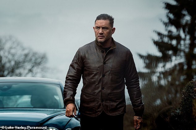 يحكي المسلسل الجريء قصة عائلات الجريمة المتحاربة في لندن، لكن يُقال أيضًا إن معركة شخصية حقيقية تجري بين توم (في الصورة) والسيدة هيلين ميرين.