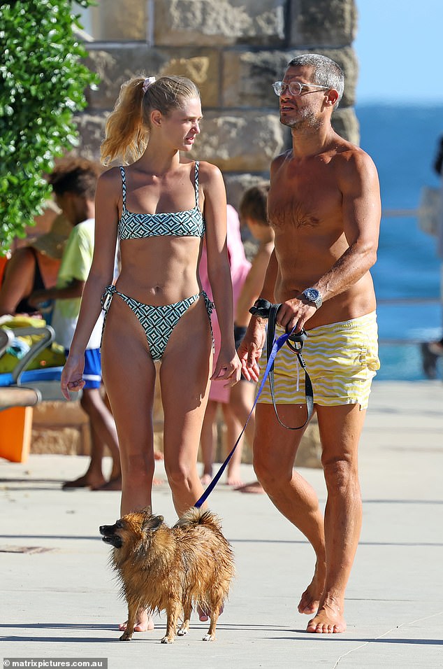 في إشارة إلى أن العلاقة أصبحت جدية - ومن الممكن أن يكون هناك اقتراح على الورق - علق جوليان مؤخرًا بكلمة 